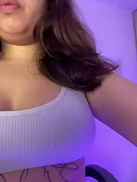 Snapshot of lia_foxxy71 chatting on 20, 6, 2026 lia foxxy71 online show from 20, 6, 2026