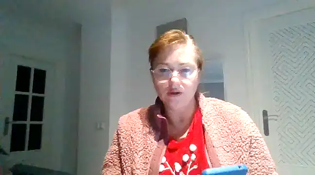 Luzia-Sal online show from 3, 2, 2025