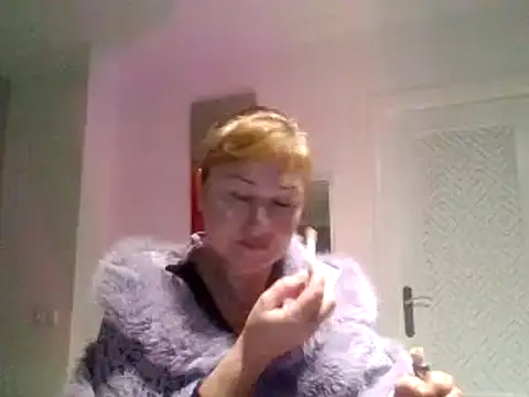 Luzia-Sal online show from 4, 2, 2025