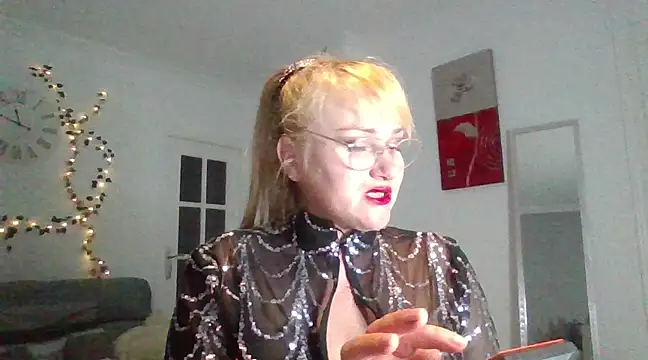 Luzia-Sal online show from 13, 2, 2025