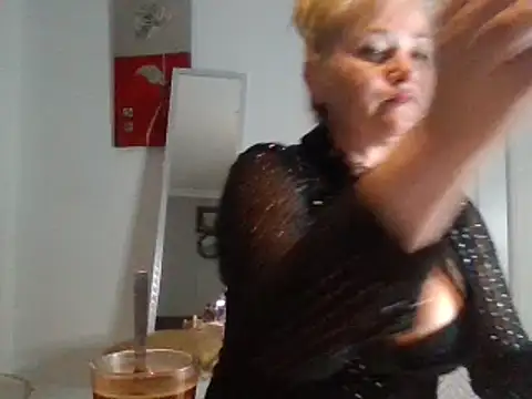 Luzia-Sal online show from 28, 2, 2025