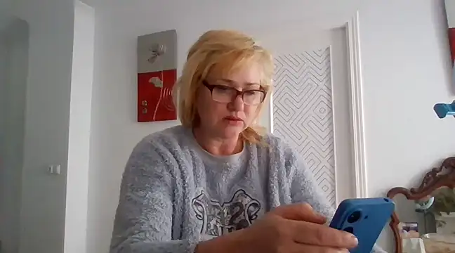 Luzia-Sal online show from 9, 3, 2025