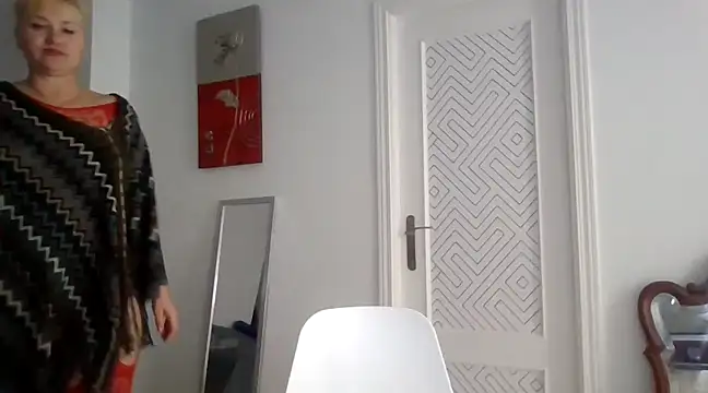 Luzia-Sal online show from 9, 3, 2025