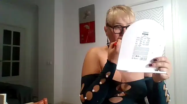 Luzia-Sal online show from 22, 3, 2025