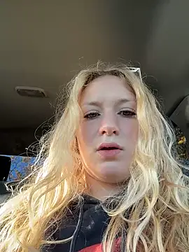 Snapshot of kcmo1010 chatting on 29, 10, 2025 kcmo1010 online show from 29, 10, 2025