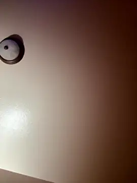 Snapshot of kcmo1010 chatting on 10, 1, 2026 kcmo1010 online show from 10, 1, 2026