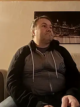 Snapshot of Pourleplasirs chatting on 27, 2, 2025 Pourleplasirs online show from 27, 2, 2025