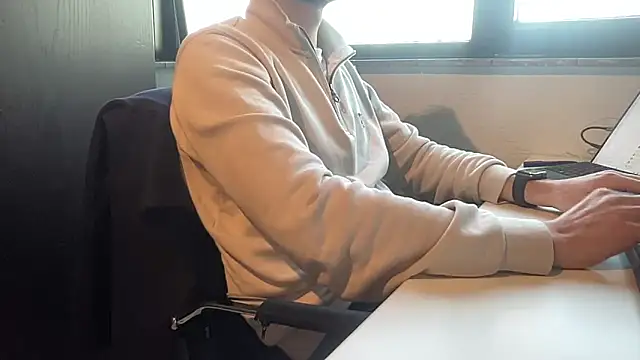 bullyboyy online show from 15, 12, 2025