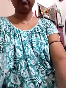 Cute Jiyaa online show from 14, 1, 2026