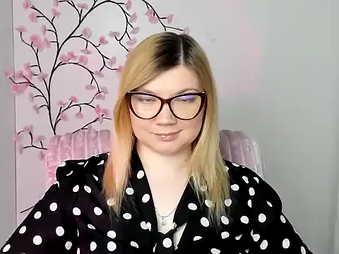 Lola moree online show from 6, 4, 2026