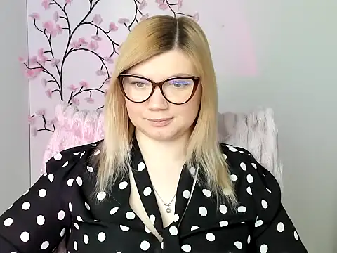 Lola moree online show from 18, 4, 2026