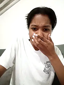 Zaira Rose  online show from 6, 2, 2026