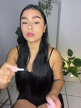 Snapshot of meli_ortiz_ chatting on 17, 7, 2026 meli ortiz online show from 17, 7, 2026