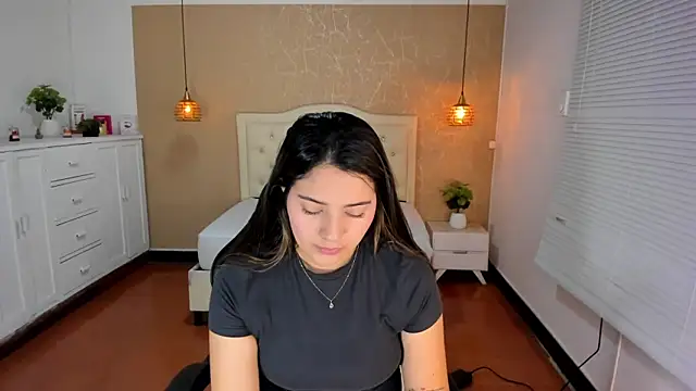 Snapshot of Hadley_ chatting on 29, 4, 2026 Hadley online show from 29, 4, 2026