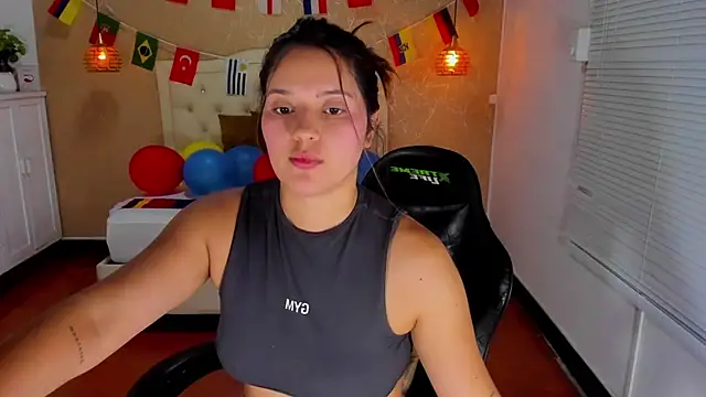 Snapshot of Hadley_ chatting on 25, 6, 2026 Hadley online show from 25, 6, 2026