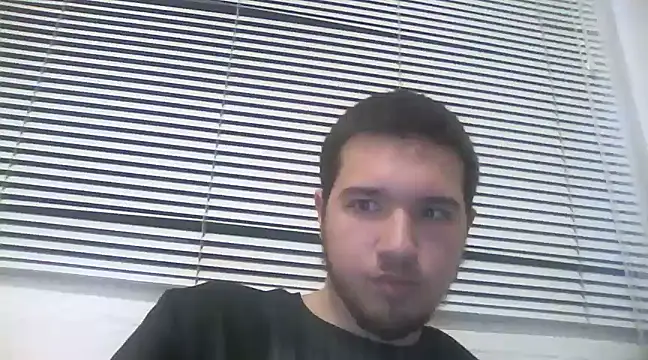 Snapshot of Drag_Queen chatting on 28, 1, 2025 Drag Queen online show from 28, 1, 2025