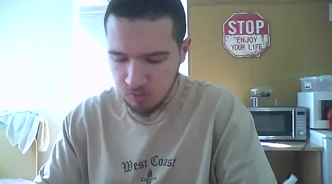 Snapshot of Drag_Queen chatting on 10, 3, 2025 Drag Queen online show from 10, 3, 2025