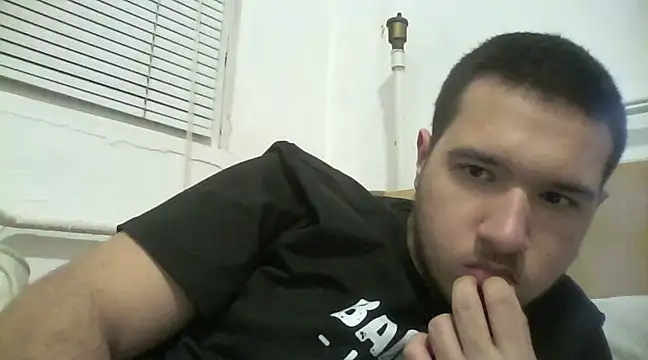 Snapshot of Drag_Queen chatting on 15, 3, 2025 Drag Queen online show from 15, 3, 2025