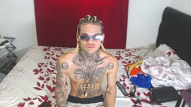 hot man05 online show from 3, 2, 2025