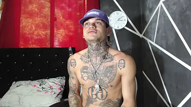 hot man05 online show from 1, 10, 2025