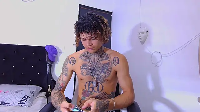 hot man05 online show from 12, 11, 2025