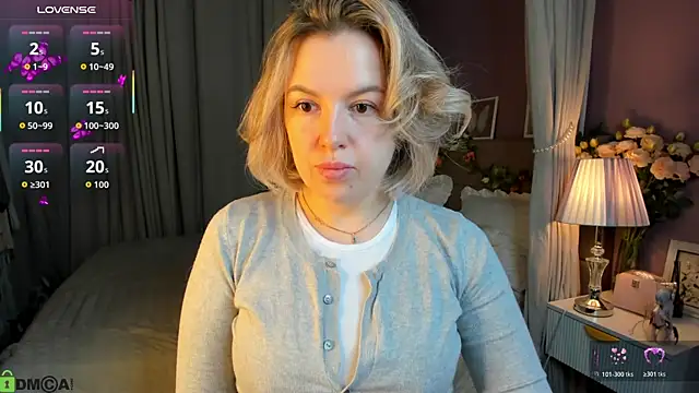 Nikki Kai online show from 31, 10, 2025