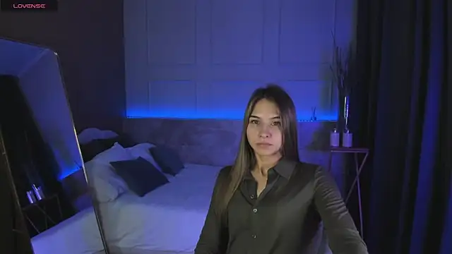 CharmBianca online show from 5, 2, 2025