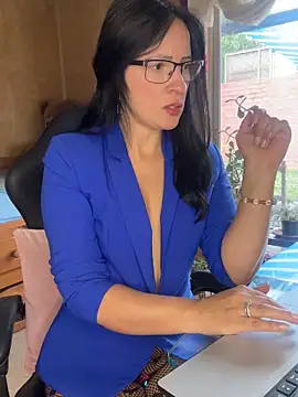 Snapshot of ValeriaVixen chatting on 17, 2, 2026 ValeriaVixen online show from 17, 2, 2026