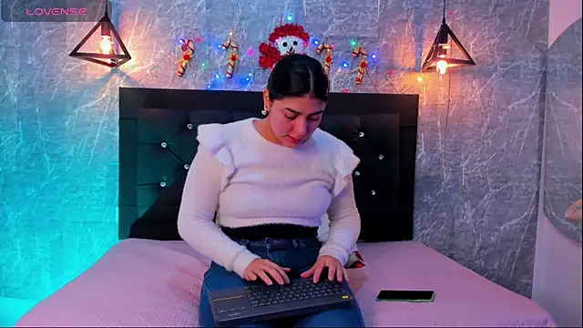 emberhodson online show from 18, 12, 2025