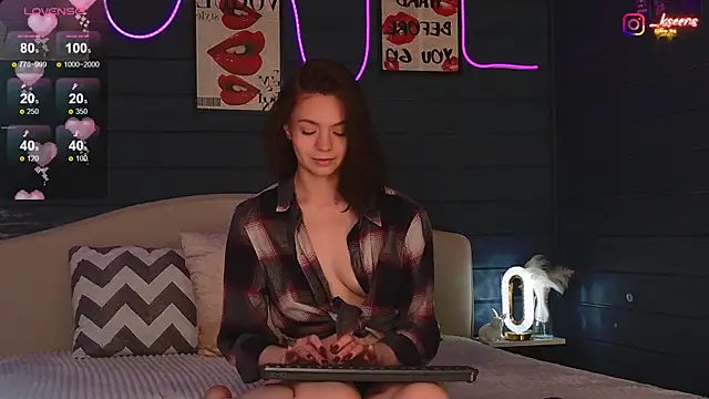 Eseensia online show from 20, 10, 2025