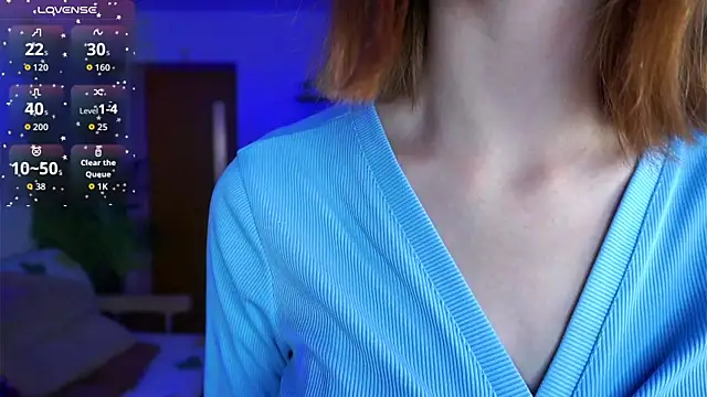Snapshot of ErlinaBuoy chatting on 10, 10, 2025 ErlinaBuoy online show from 10, 10, 2025