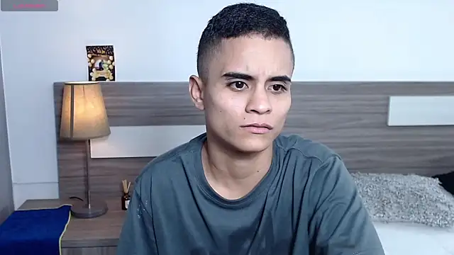 Liiamthompson online show from 28, 11, 2025