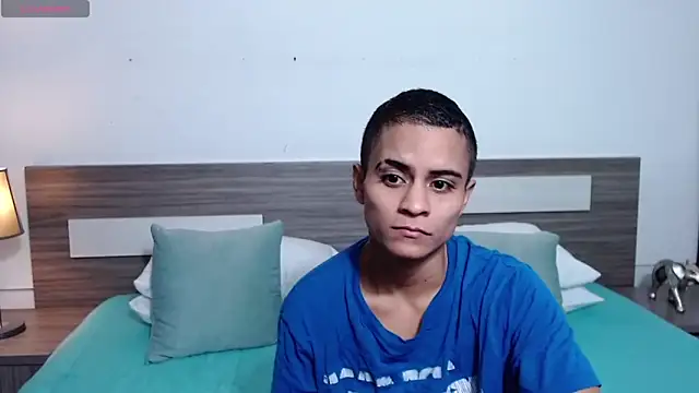 Liiamthompson online show from 6, 4, 2026