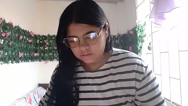 viccky vick online show from 2, 4, 2026