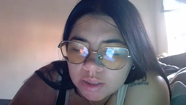 viccky vick online show from 12, 4, 2026