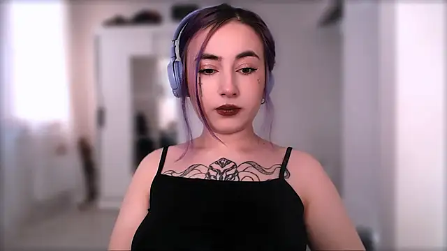 purplewitch online show from 18, 11, 2025