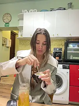 Anya-Ray online show from 8, 2, 2025