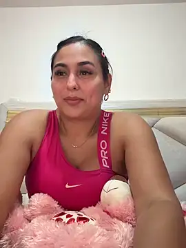 Snapshot of dulcehot_1502 chatting on 19, 2, 2025 dulcehot 1502 online show from 19, 2, 2025