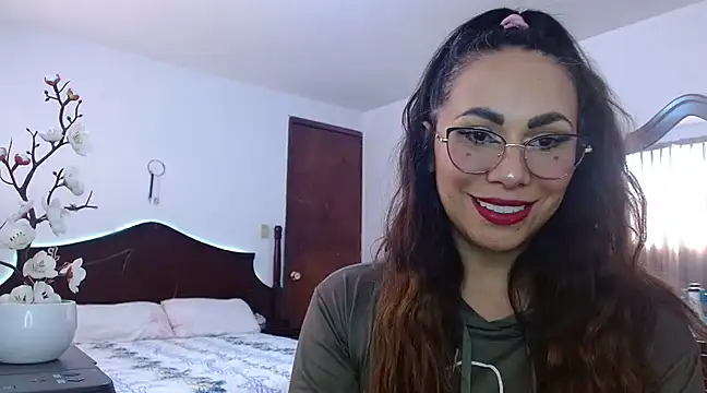 AloLovely  online show from 11, 2, 2025