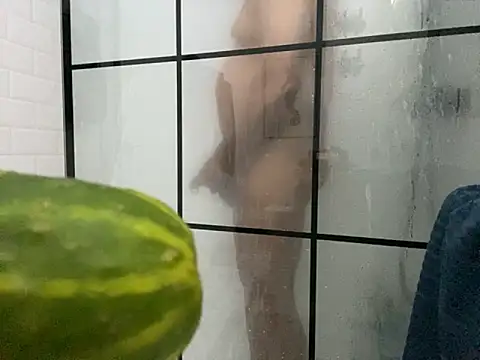 Snapshot of BOOTS chatting on 22, 9, 2025 BOOTS online show from 22, 9, 2025