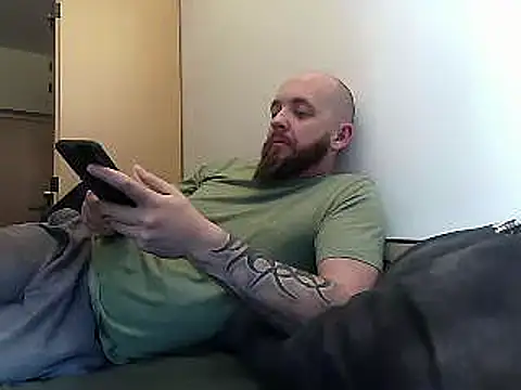 Snapshot of Chester_2006 chatting on 18, 2, 2025 Chester 2006 online show from 18, 2, 2025