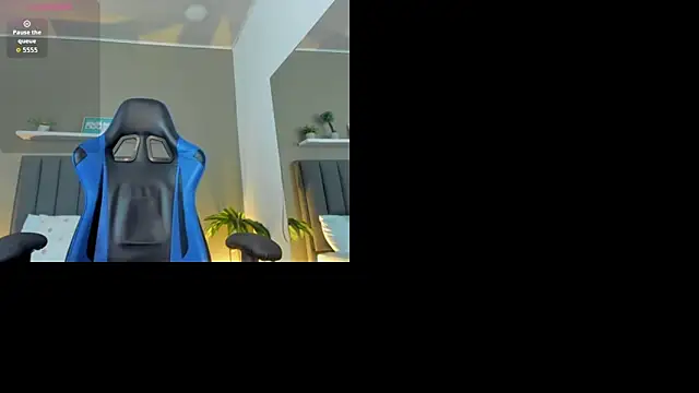 Snapshot of alessia_leroy chatting on 10, 3, 2026 alessia leroy online show from 10, 3, 2026