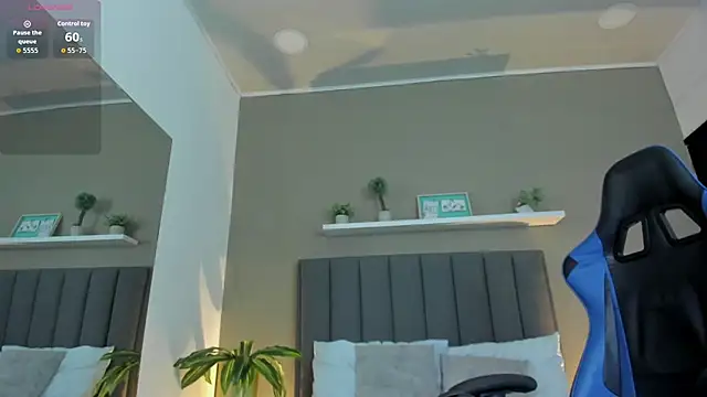 Snapshot of alessia_leroy chatting on 25, 3, 2026 alessia leroy online show from 25, 3, 2026