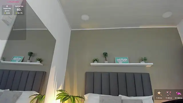 Snapshot of alessia_leroy chatting on 4, 4, 2026 alessia leroy online show from 4, 4, 2026