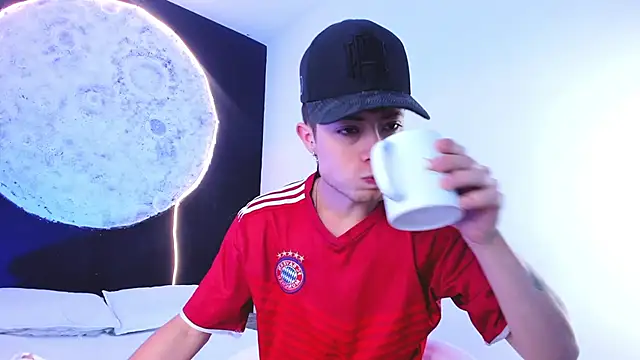 marcuscollins1  online show from 16, 11, 2025