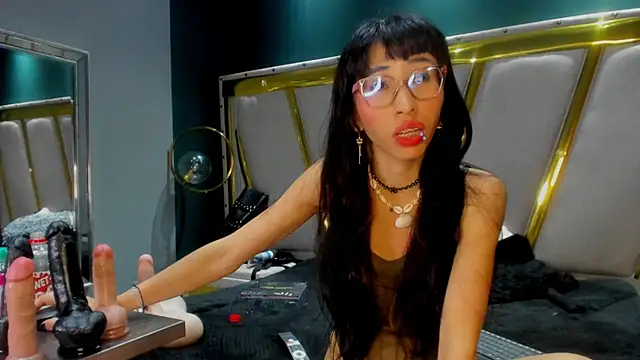 Mara Gonzalez online show from 17, 2, 2026