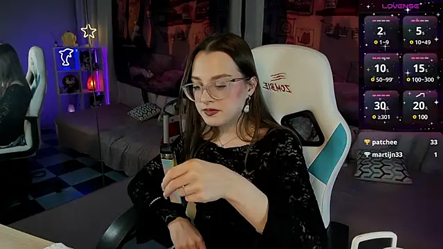 kaisajenner online show from 4, 3, 2025