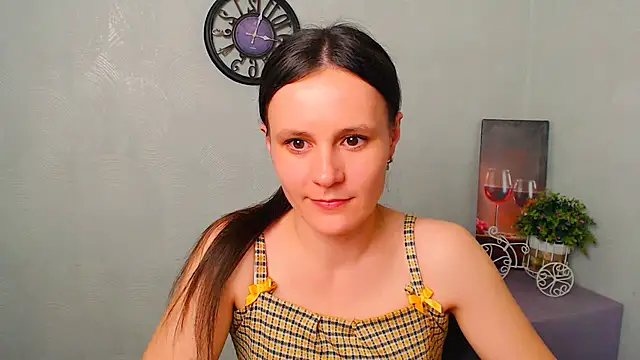 Snapshot of ValeriaHeart_ chatting on 18, 2, 2025 ValeriaHeart online show from 18, 2, 2025