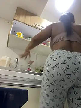 stefania brunnett online show from 13, 2, 2025