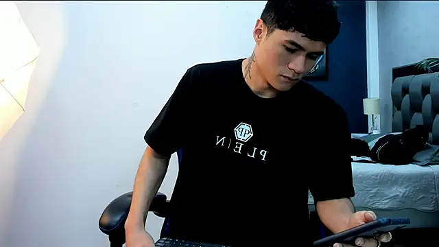 roan birkin online show from 16, 12, 2025